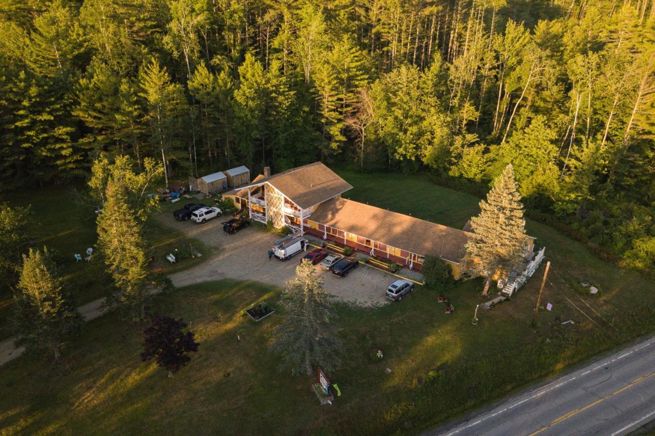 Snowdon Chalet Motel Londonderry Exterior foto