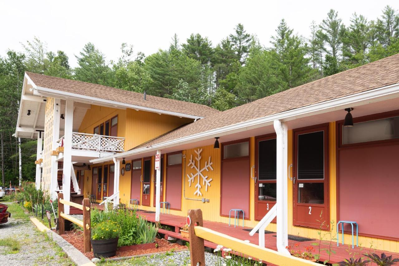 Snowdon Chalet Motel Londonderry Exterior foto