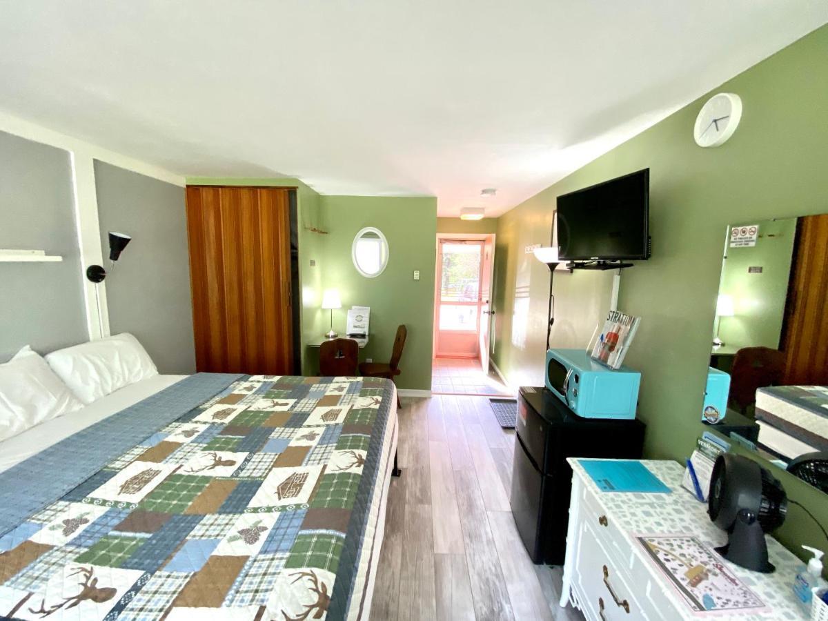 Snowdon Chalet Motel Londonderry Exterior foto