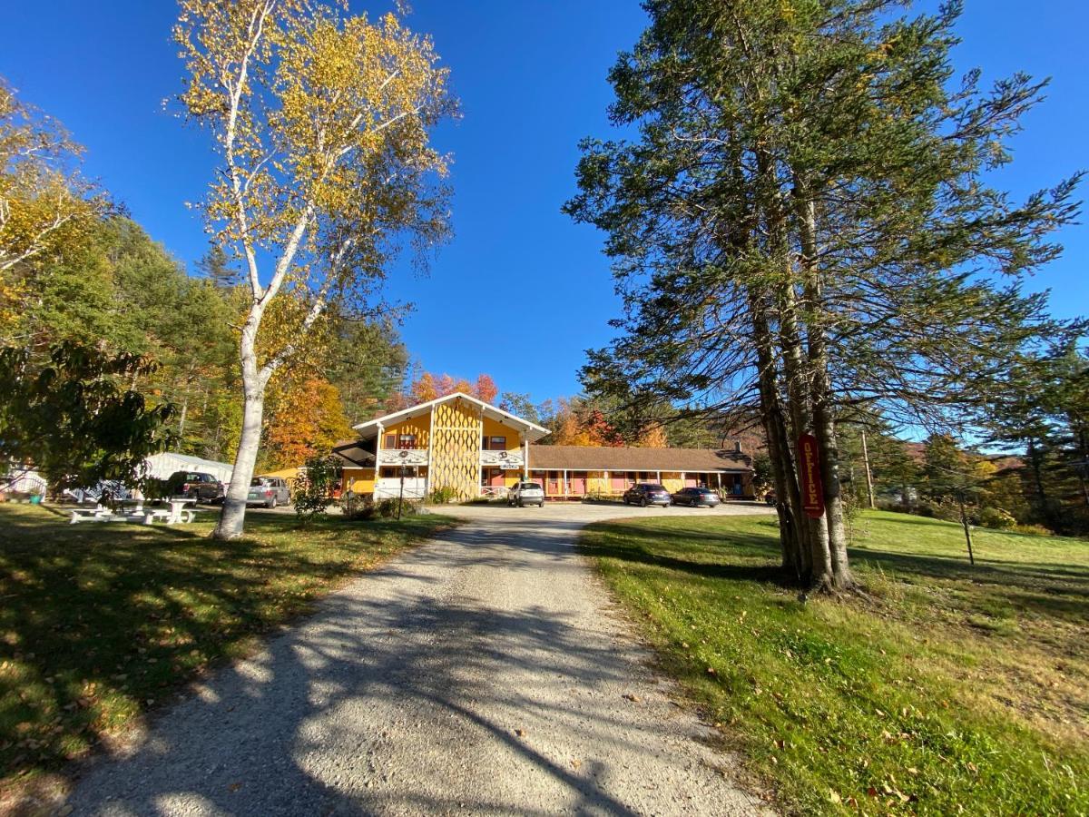 Snowdon Chalet Motel Londonderry Exterior foto